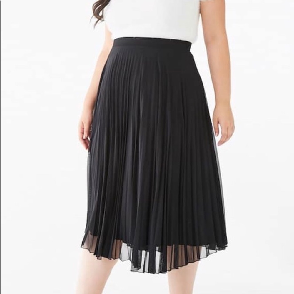 Pleated Midi Skirt